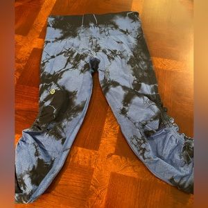 Lululemon acid wash cropped leggings